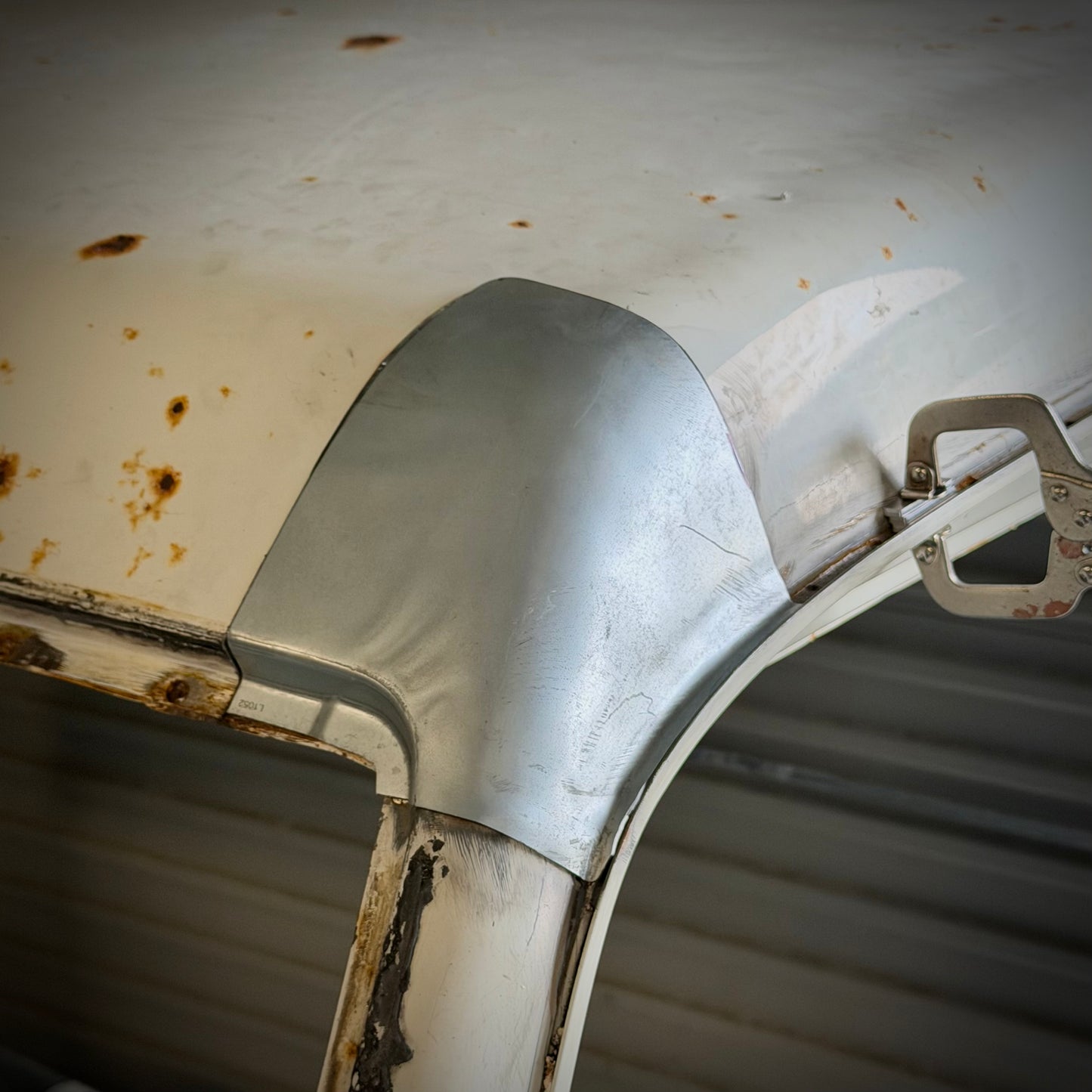 75/78 Series Troop Carrier Front Roof Corners