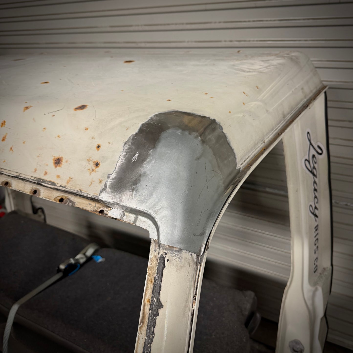 75/78 Series Troop Carrier Front Roof Corners