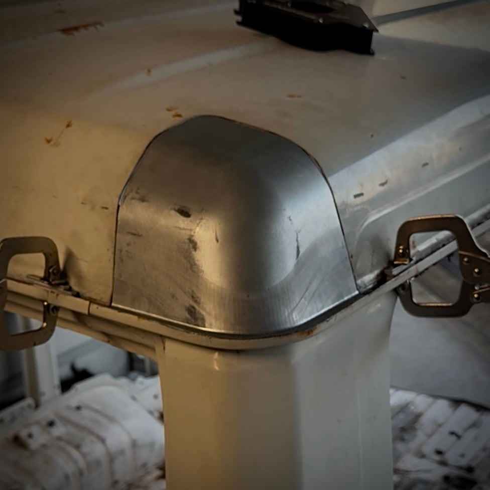 75/78 Series Troop Carrier Rear Roof Corners