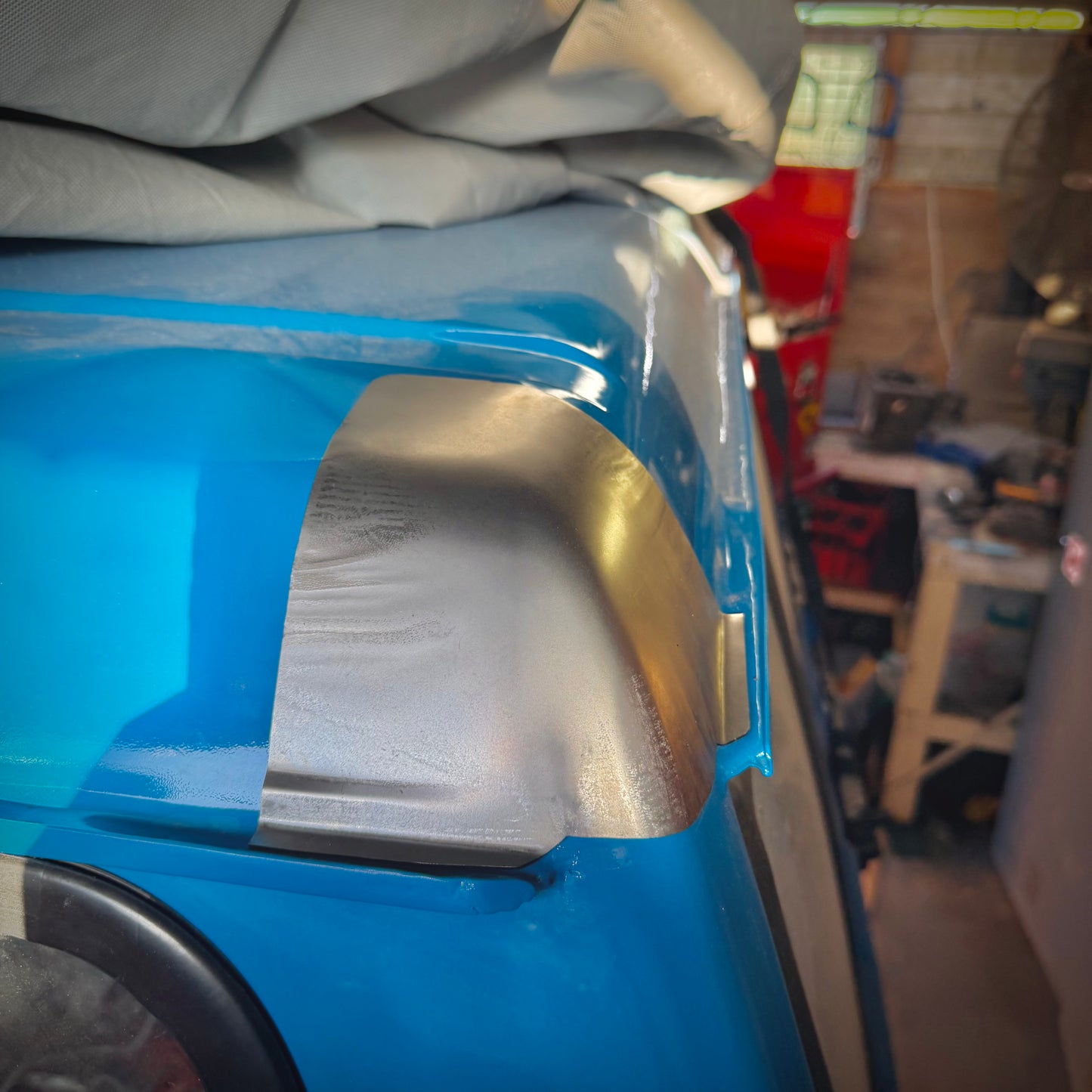 SWB GQ/Maverick Rear Roof Corners