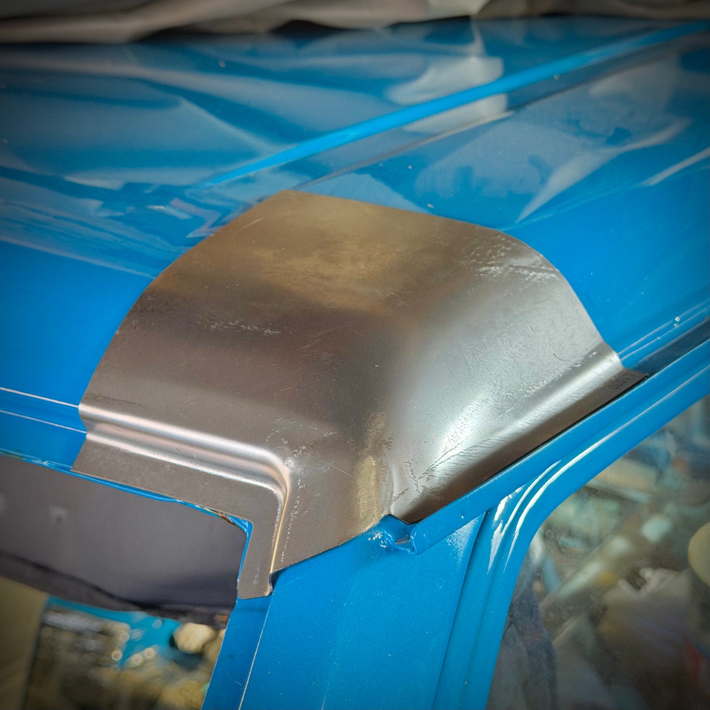 Front Roof Corners – SWB GQ Patrol / Ford Maveric